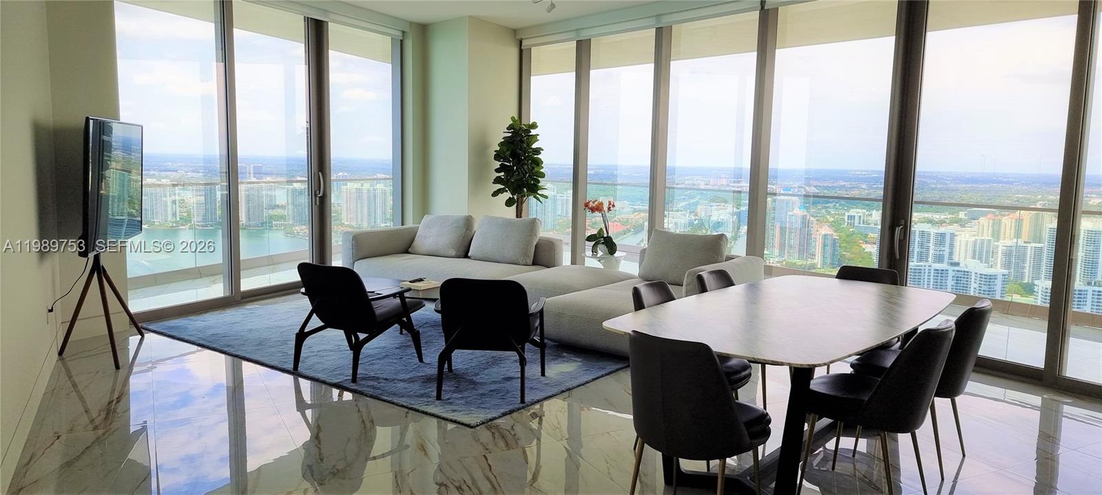 Residences by Armani/Casa - Residential