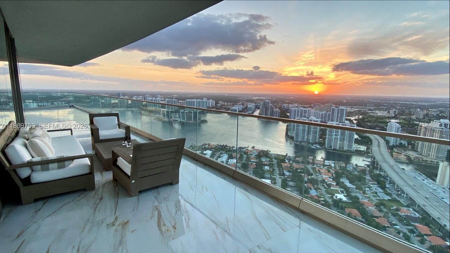 Residences by Armani/Casa - Residential