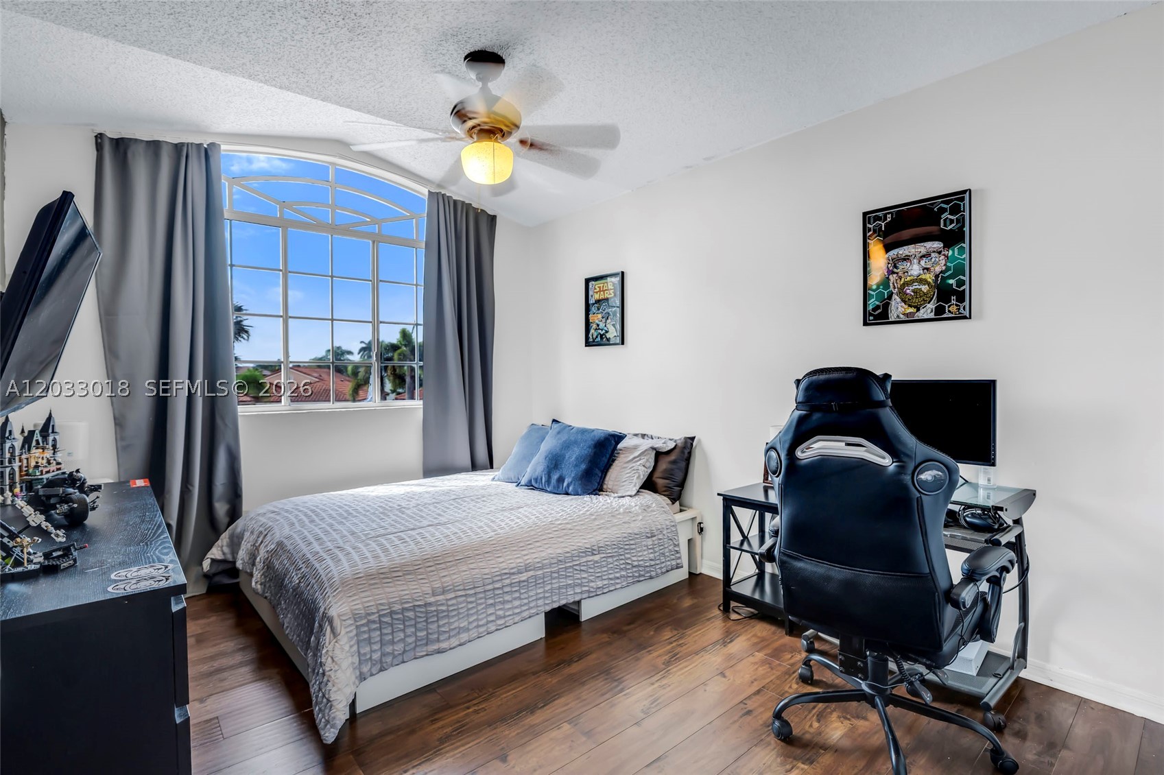 SILVER LAKES - Residential
