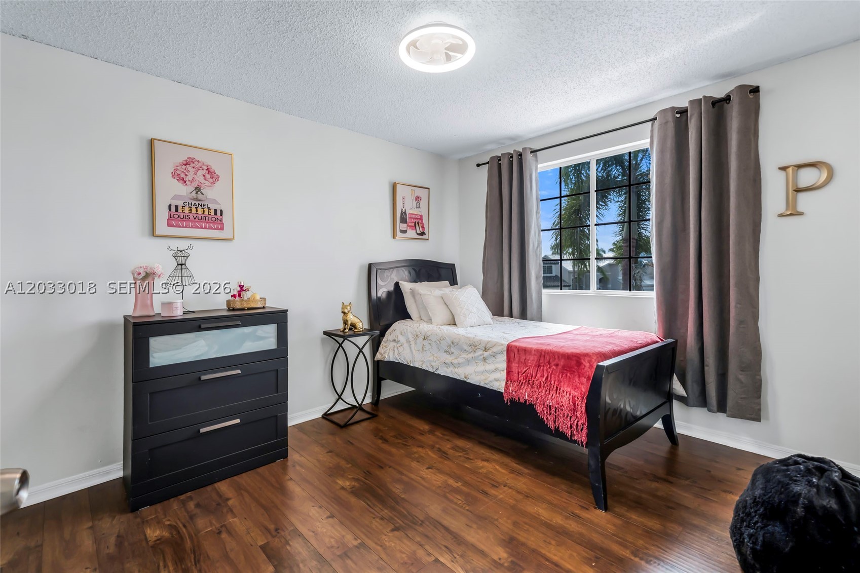 SILVER LAKES - Residential
