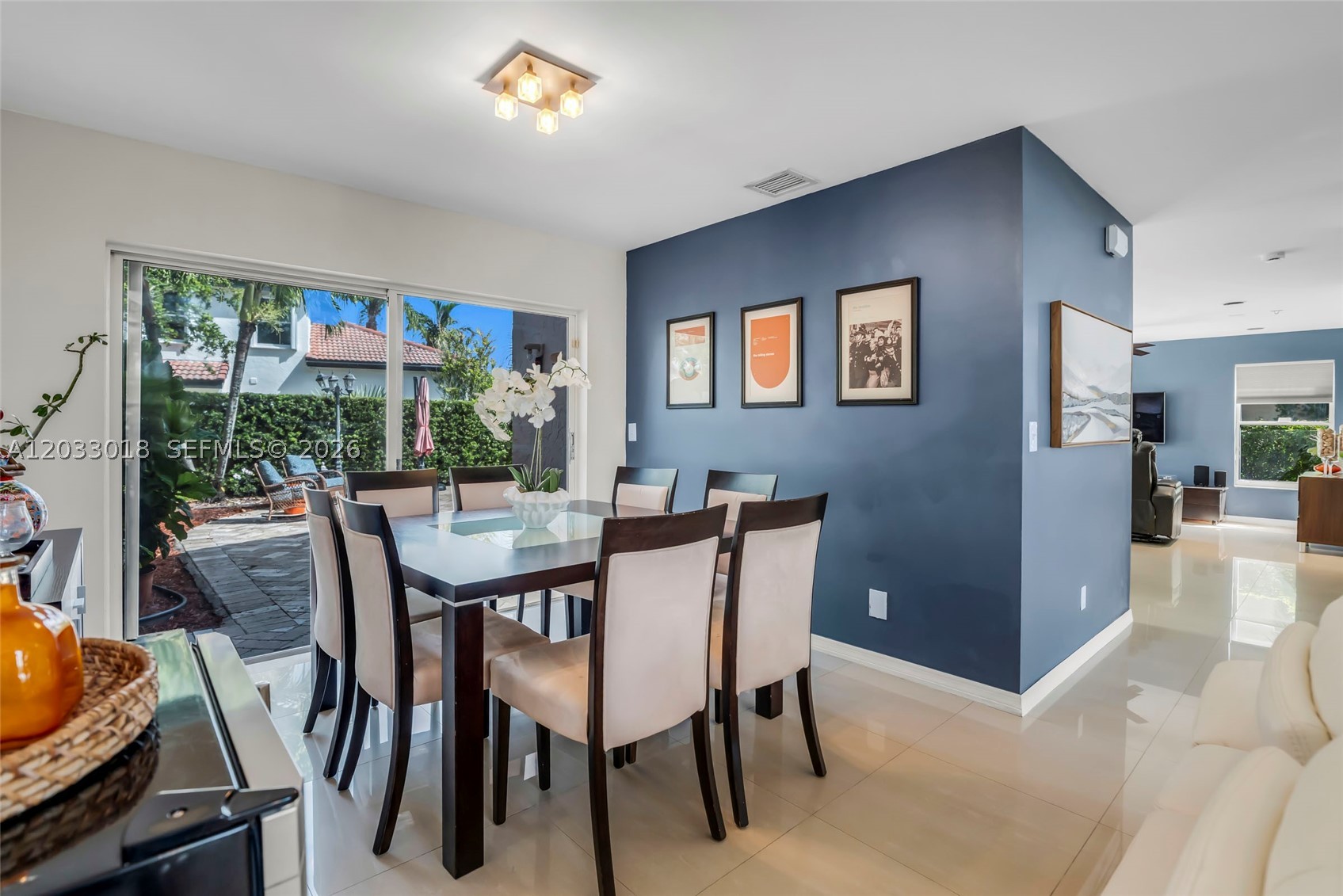 SILVER LAKES - Residential