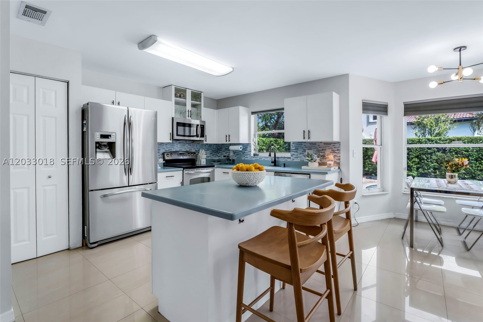 SILVER LAKES - Residential