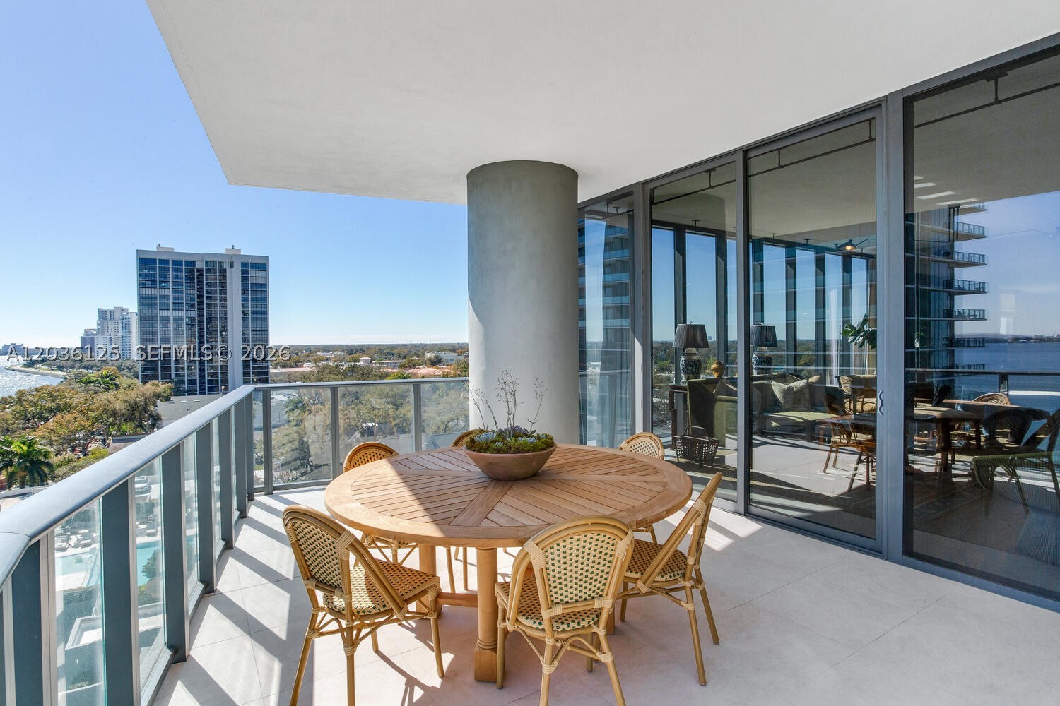 Bayshore Ysabella Condomin - Residential