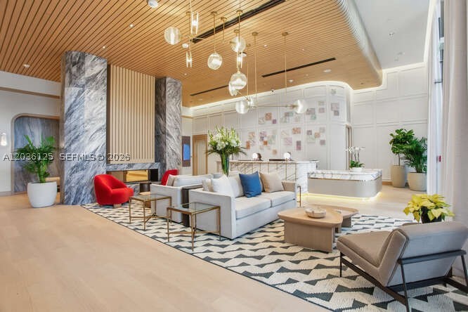 Bayshore Ysabella Condomin - Residential