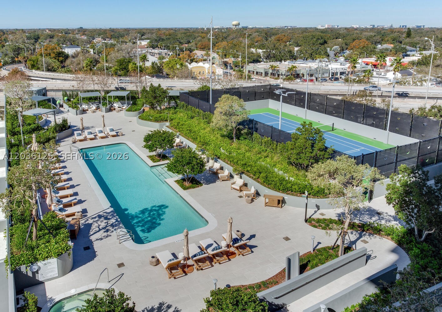 Bayshore Ysabella Condomin - Residential