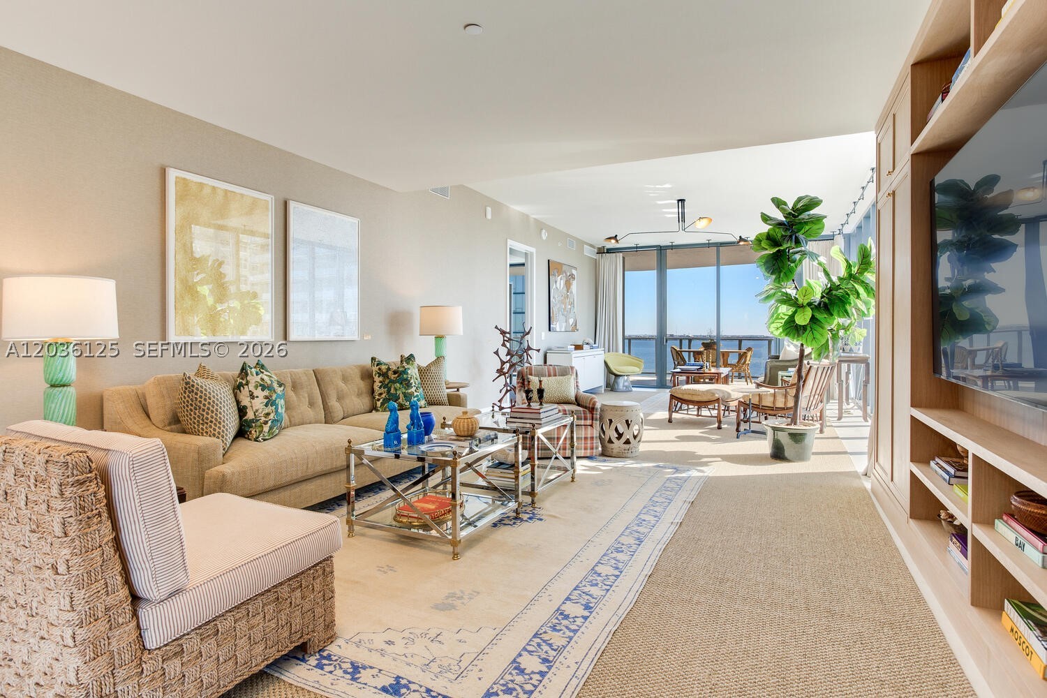 Bayshore Ysabella Condomin - Residential