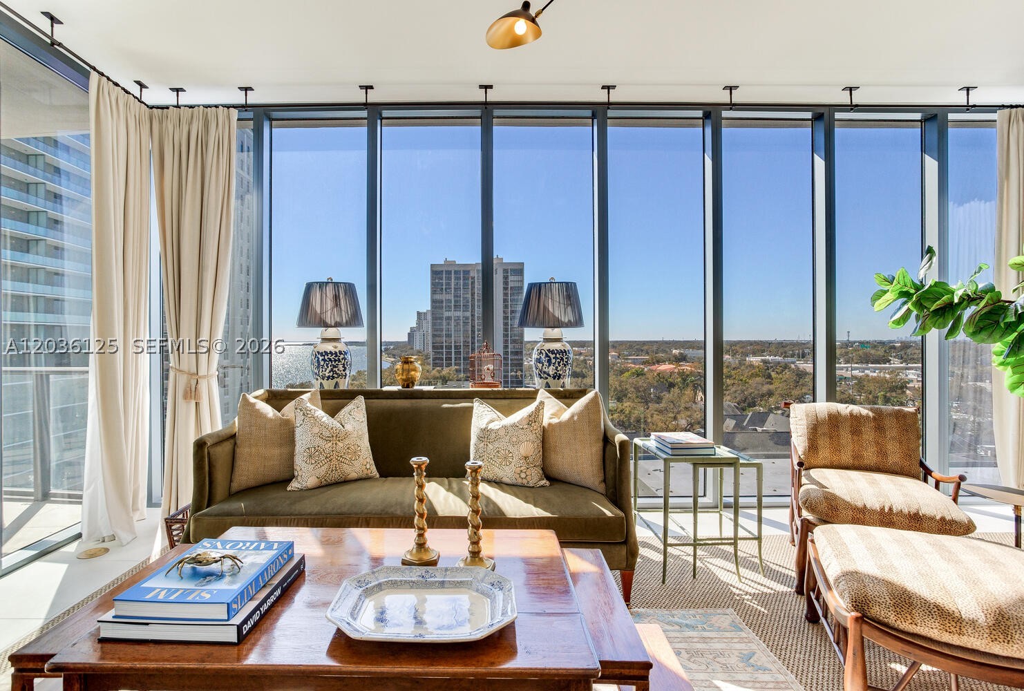 Bayshore Ysabella Condomin - Residential