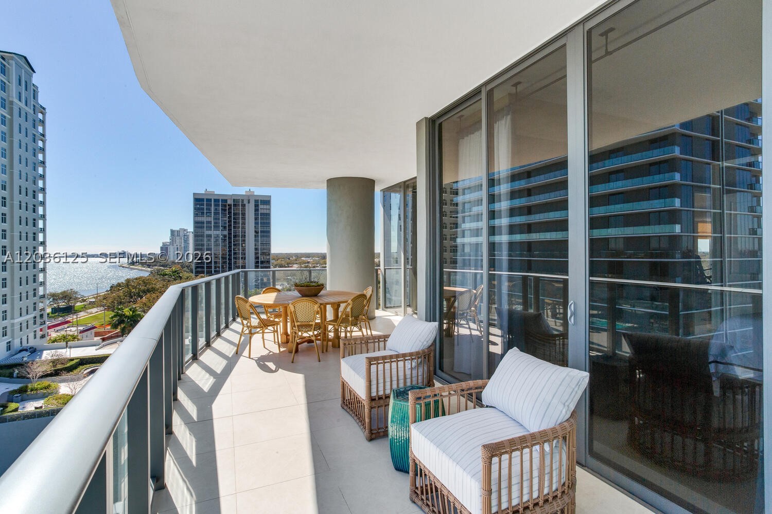 Bayshore Ysabella Condomin - Residential