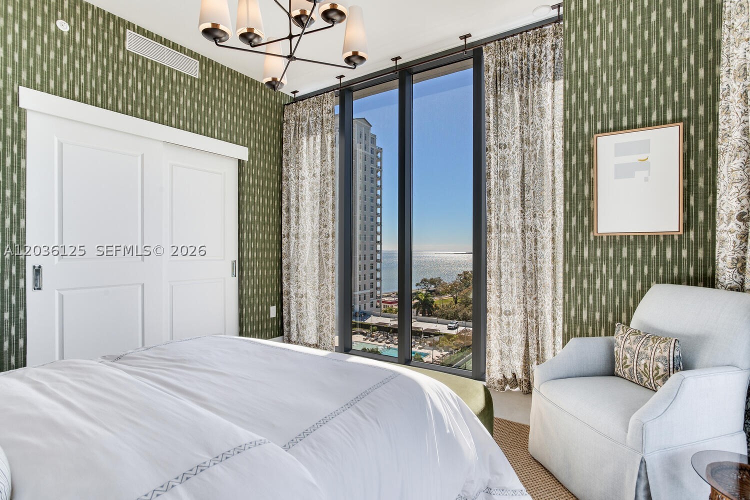 Bayshore Ysabella Condomin - Residential
