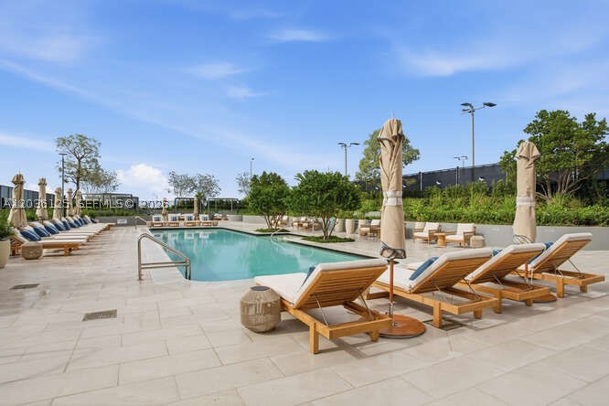 Bayshore Ysabella Condomin - Residential