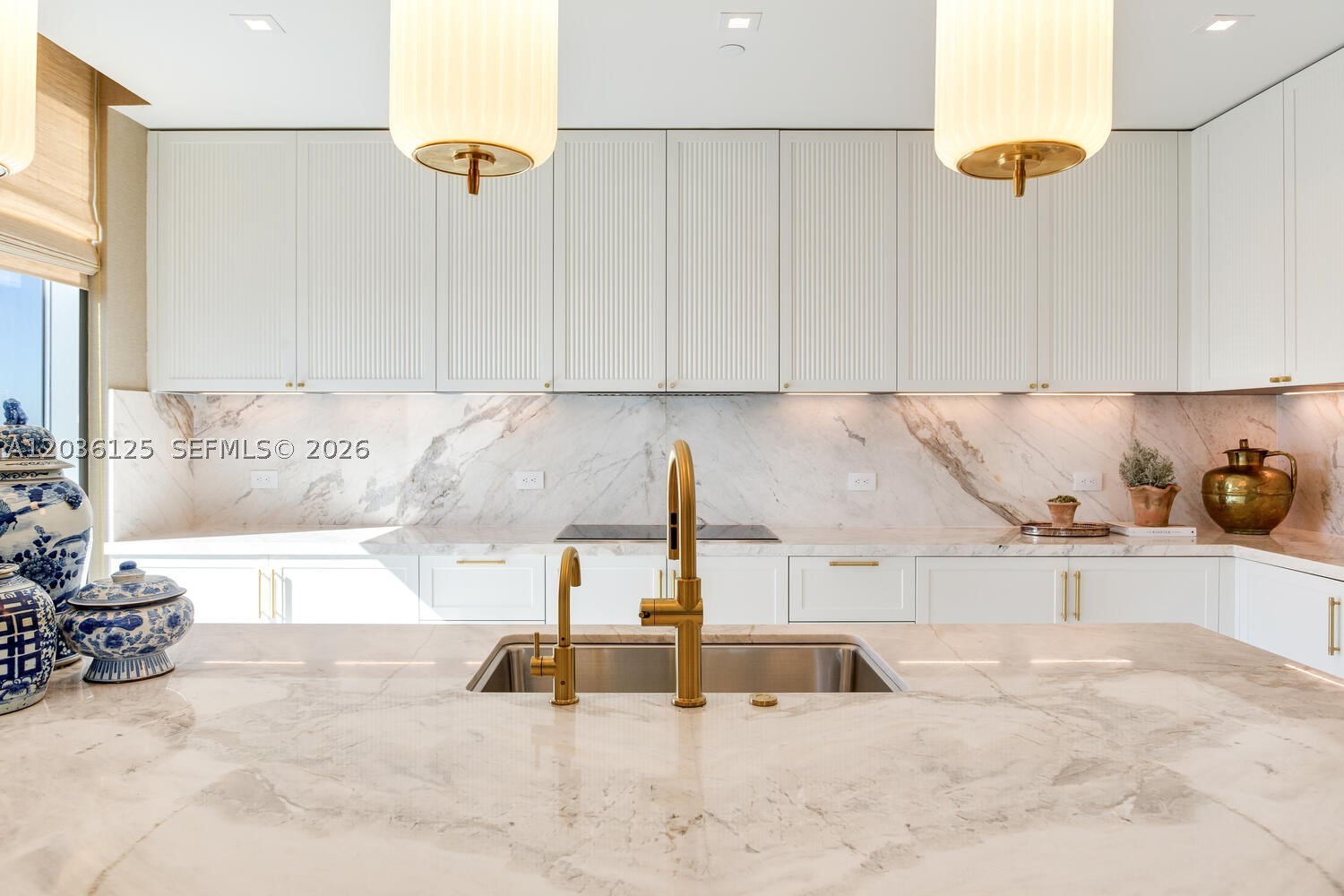 Bayshore Ysabella Condomin - Residential