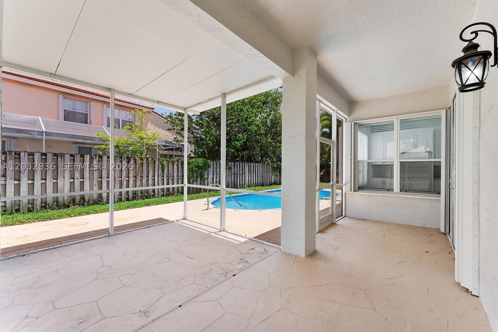 BREEDING PROPERTY - Residential