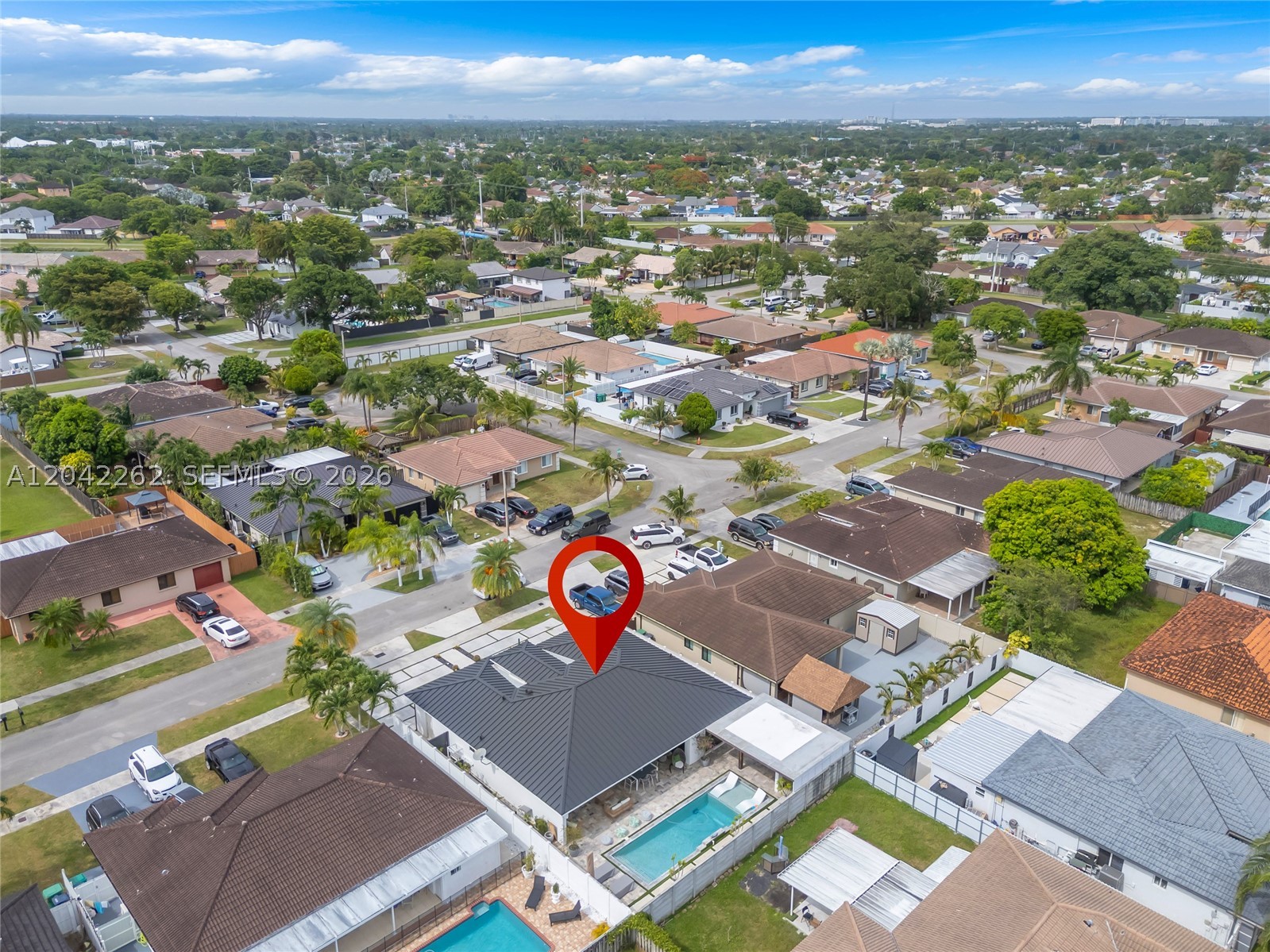 MICHELLE MANORS - Residential