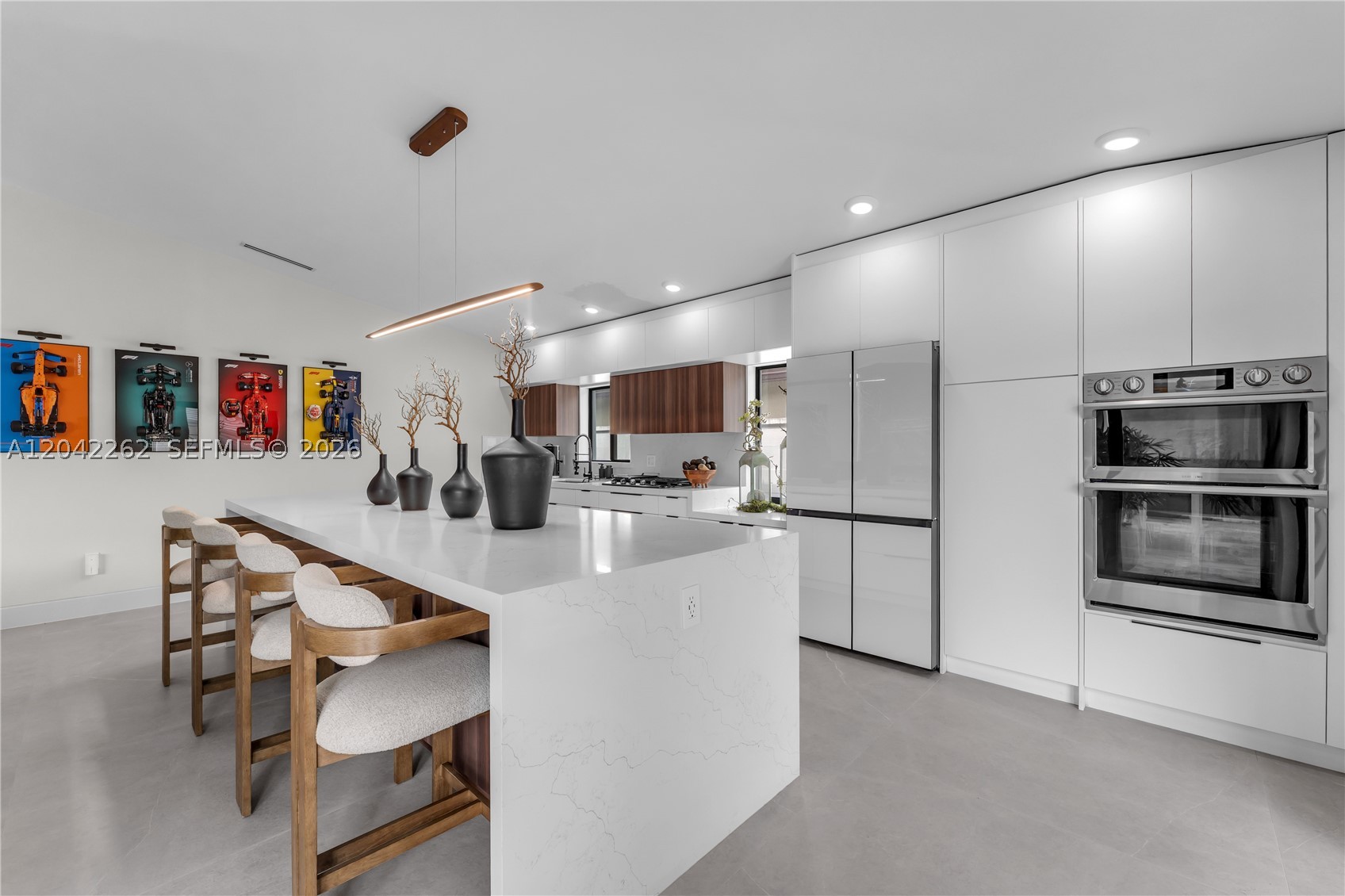 MICHELLE MANORS - Residential
