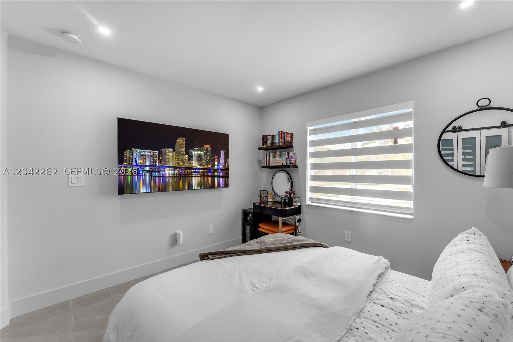MICHELLE MANORS - Residential