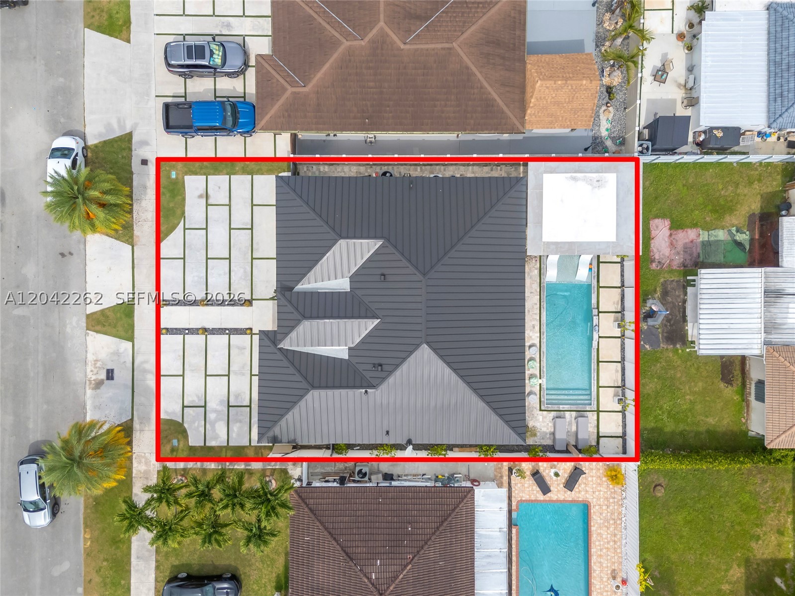 MICHELLE MANORS - Residential