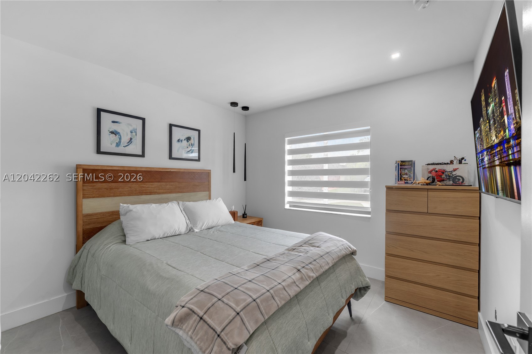 MICHELLE MANORS - Residential