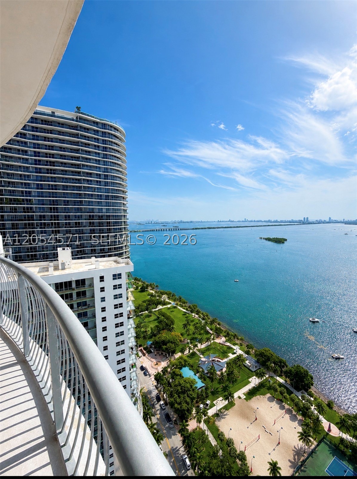 OPERA TOWER CONDO - Residential