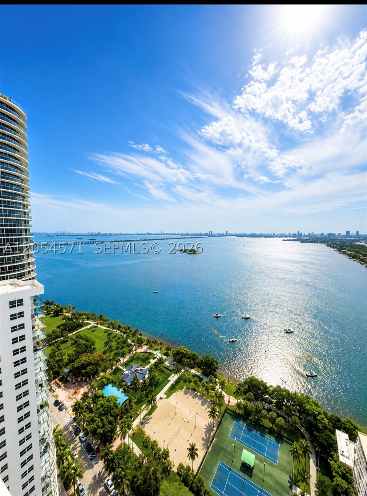 OPERA TOWER CONDO - Residential