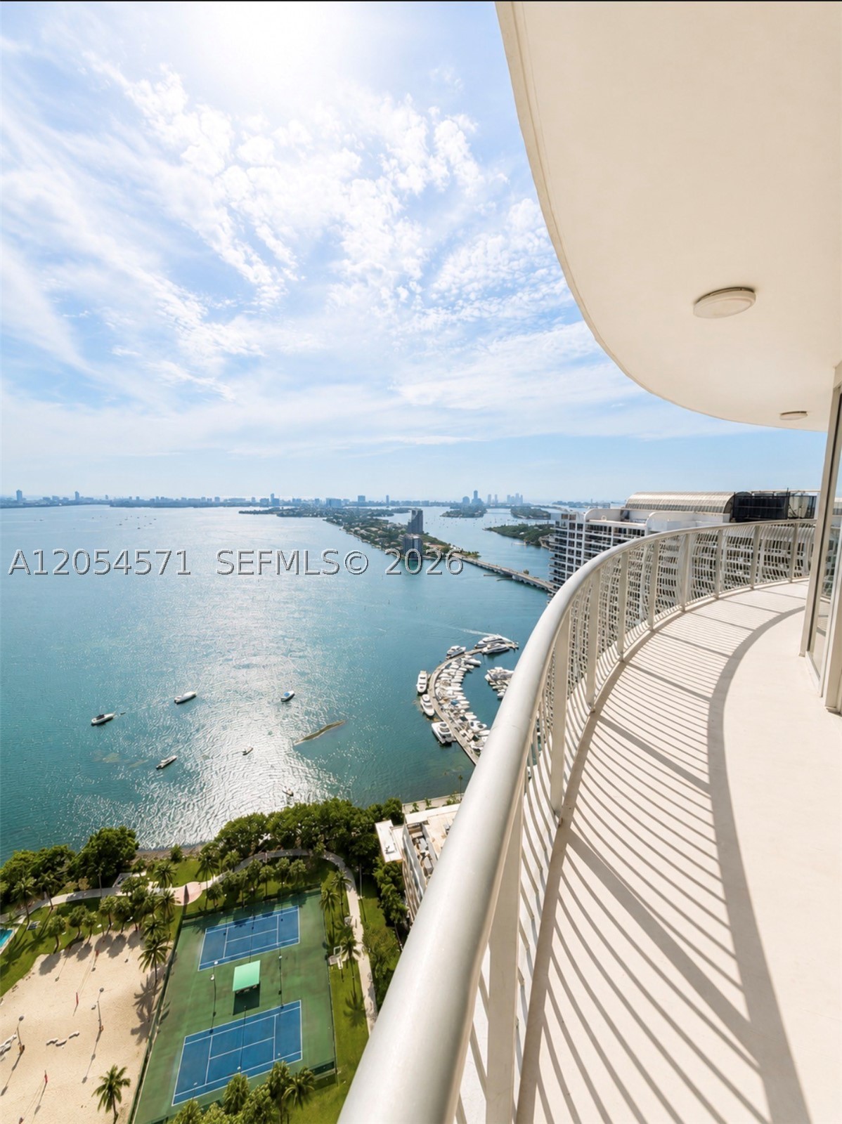 OPERA TOWER CONDO - Residential