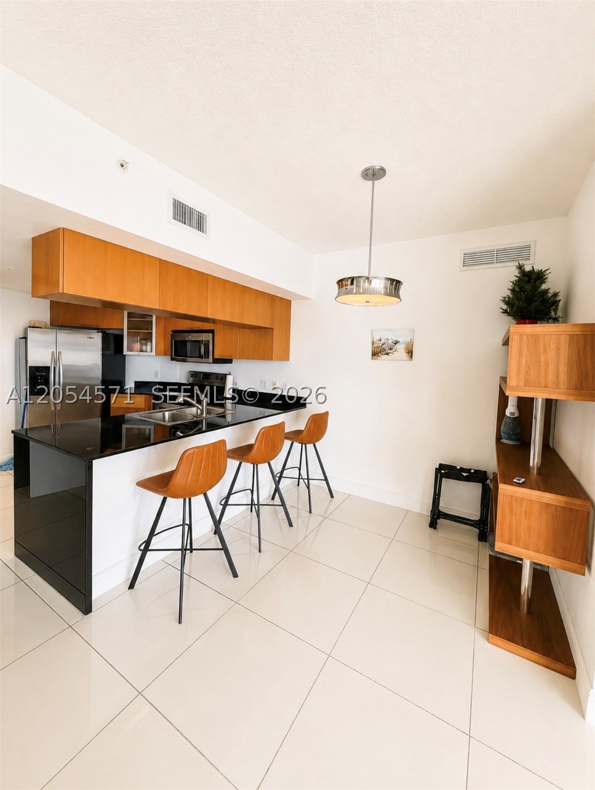 OPERA TOWER CONDO - Residential