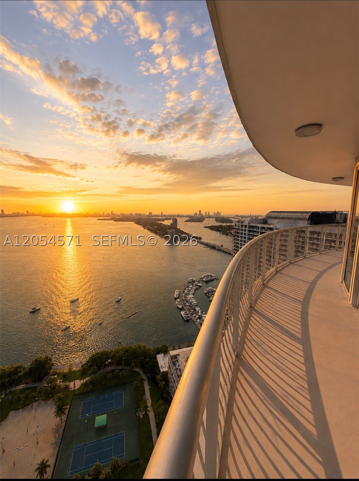 OPERA TOWER CONDO - Residential