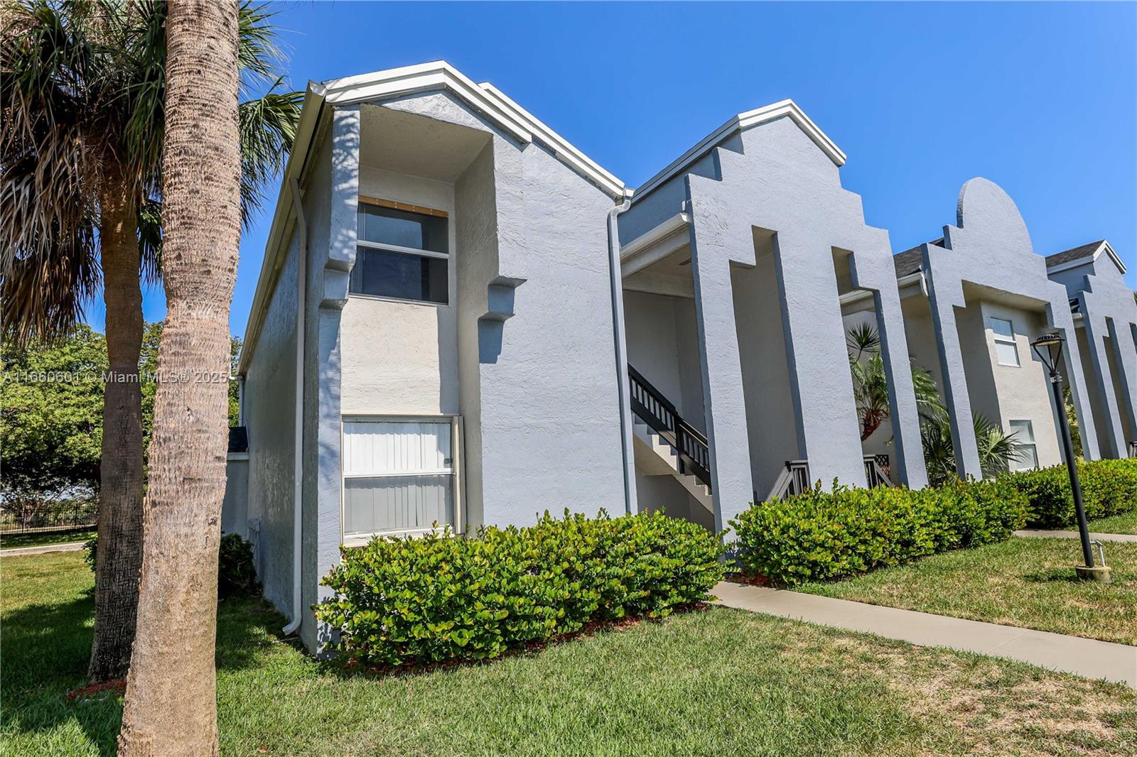FAIRWAY GREENS CONDO HOME - Residential