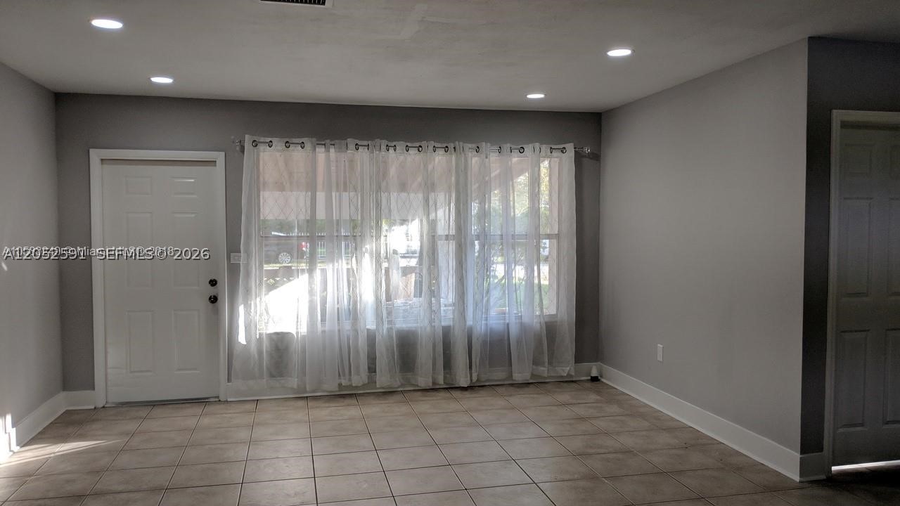 LINWOOD GARDENS - Residential