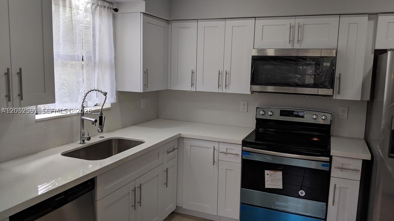 LINWOOD GARDENS - Residential