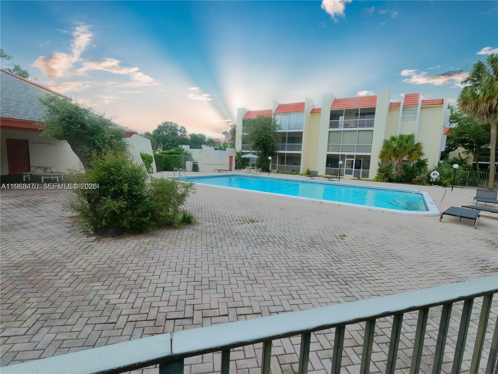 SPANISH OAKS CONDO - Residential