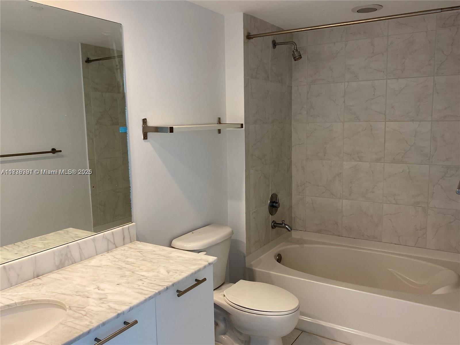 THE PLAZA 901 BRICKELL CO - Residential Lease