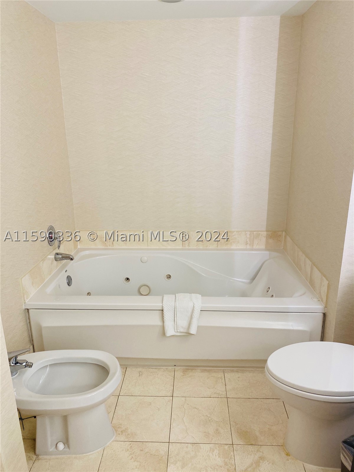 OCEAN POINT BEACH CLUB CO - Residential