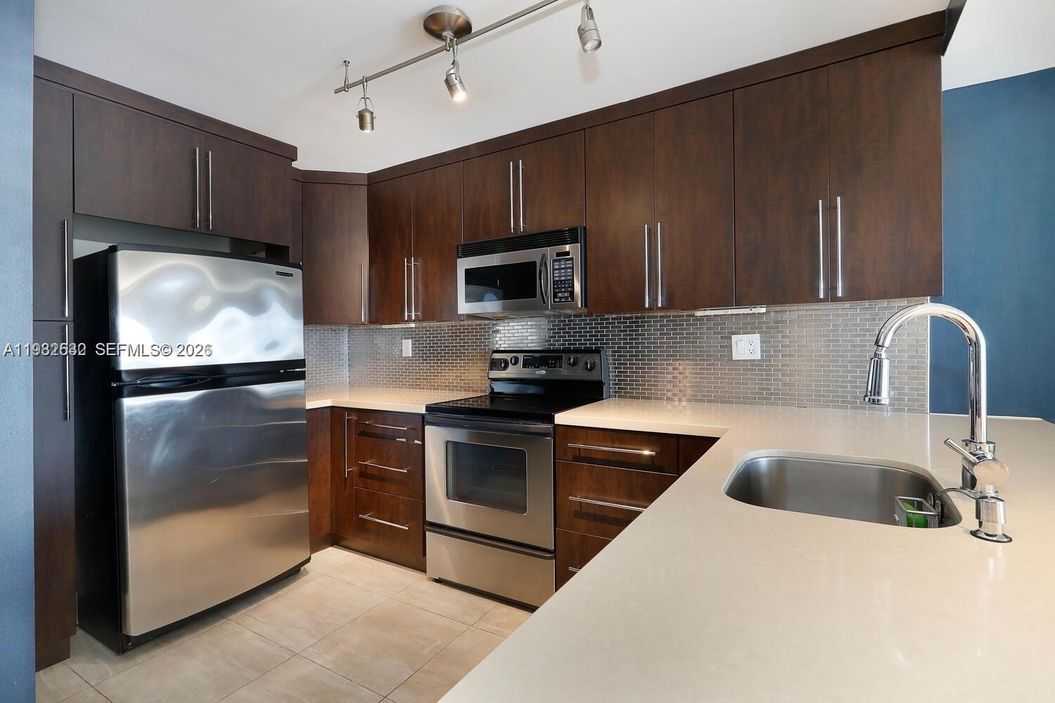 BRICKELL 25 CONDO - Residential