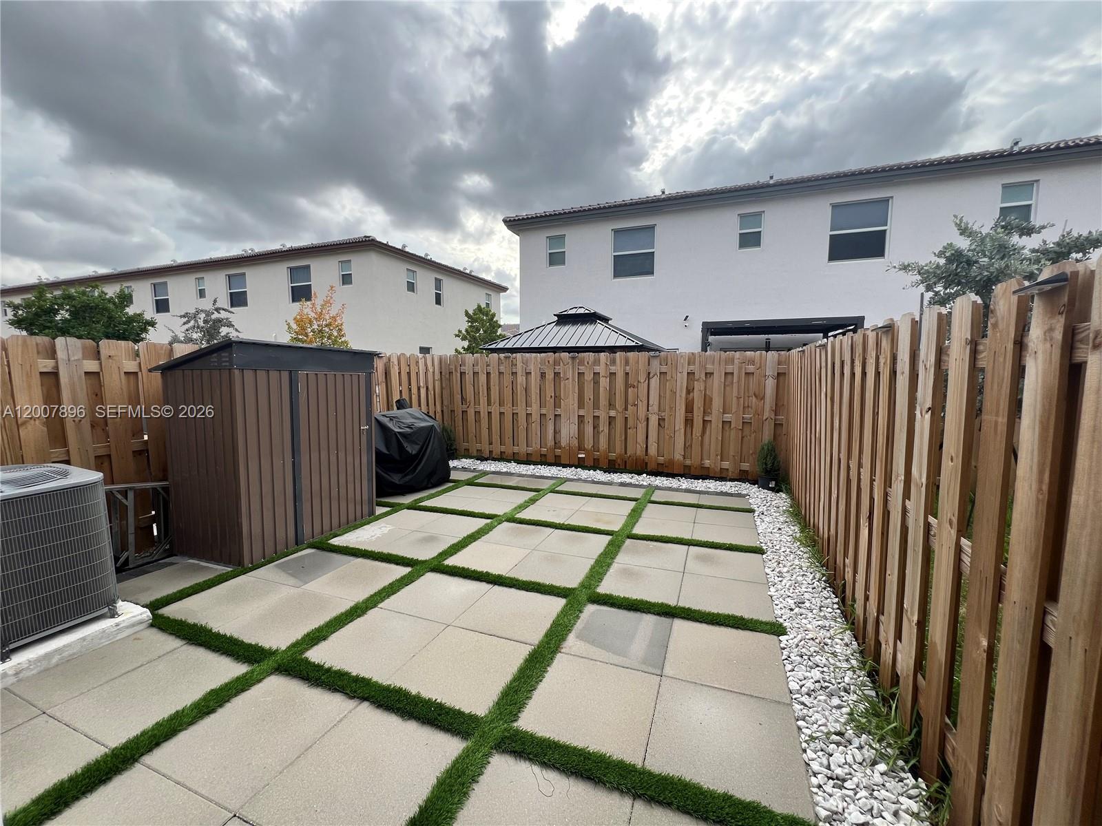 GOLF PARK SEC 1 - Residential