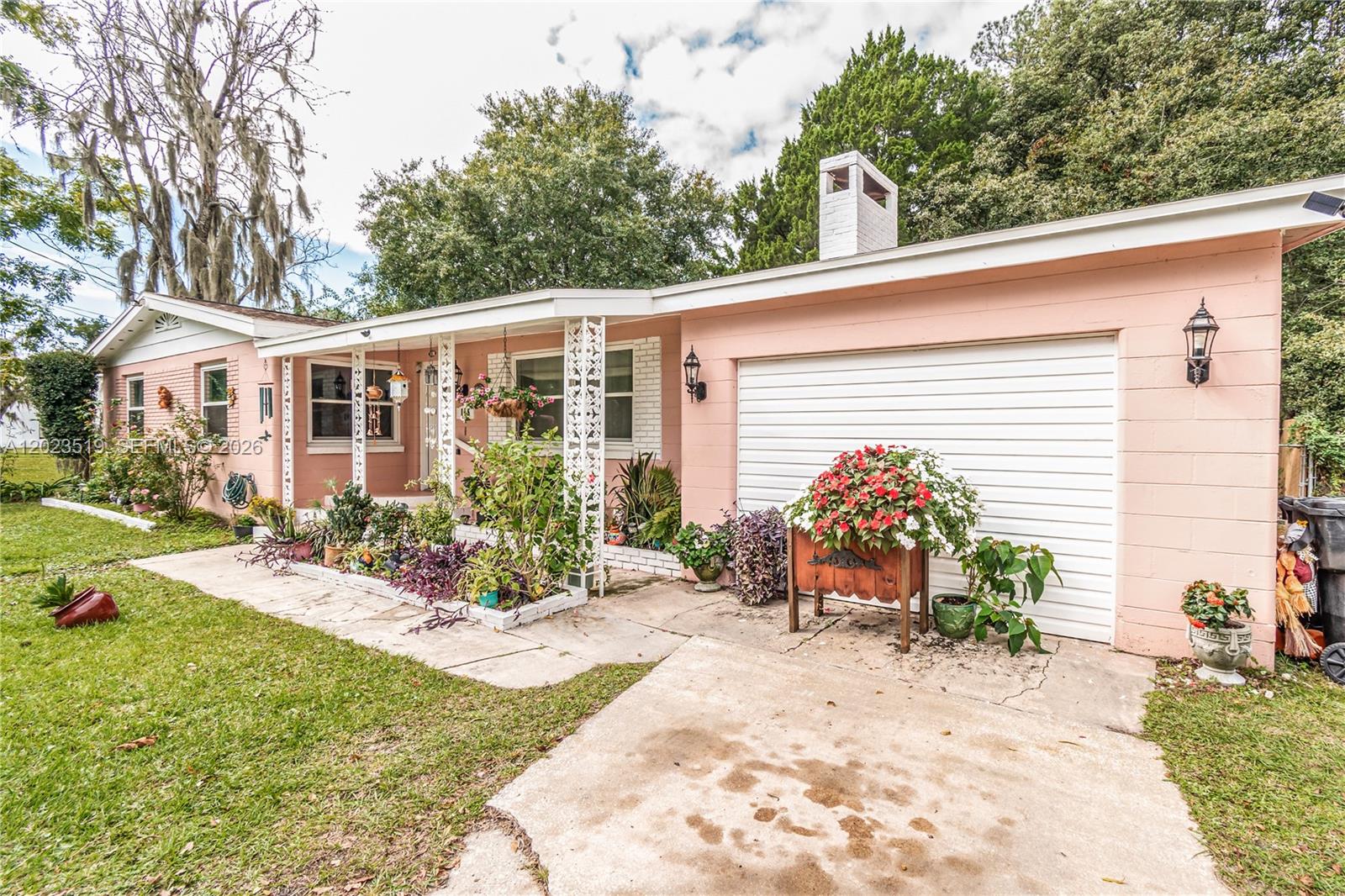 ORANGE ST - Residential