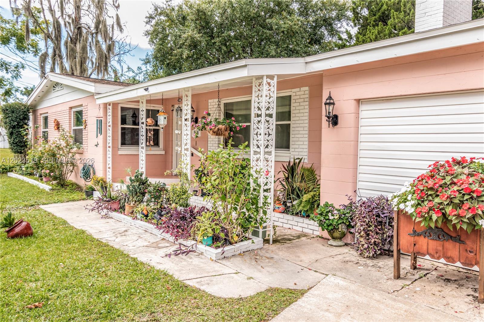 ORANGE ST - Residential