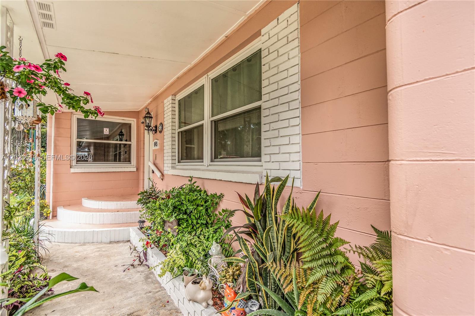 ORANGE ST - Residential