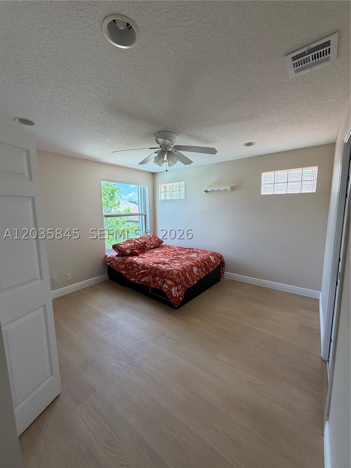 WYNDHAM LAKES CENTRAL - Residential