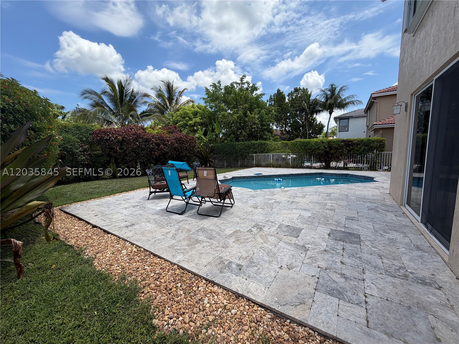 WYNDHAM LAKES CENTRAL - Residential