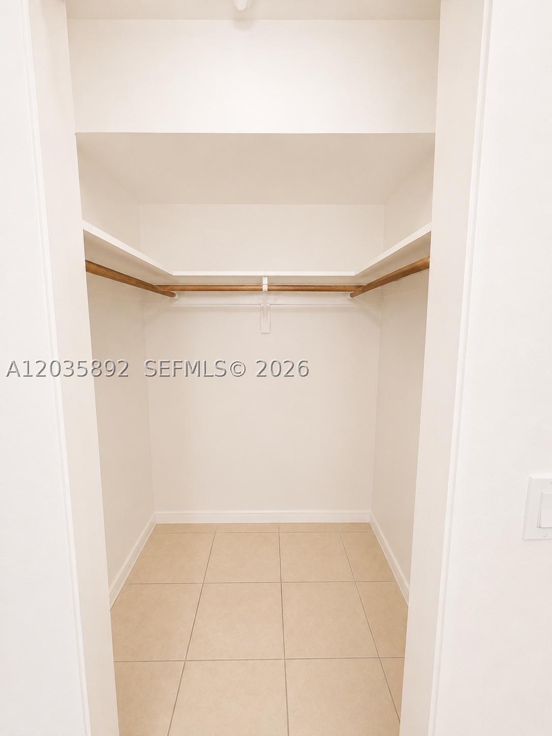 GEORGEN ARMS INC CONDO - Residential Lease