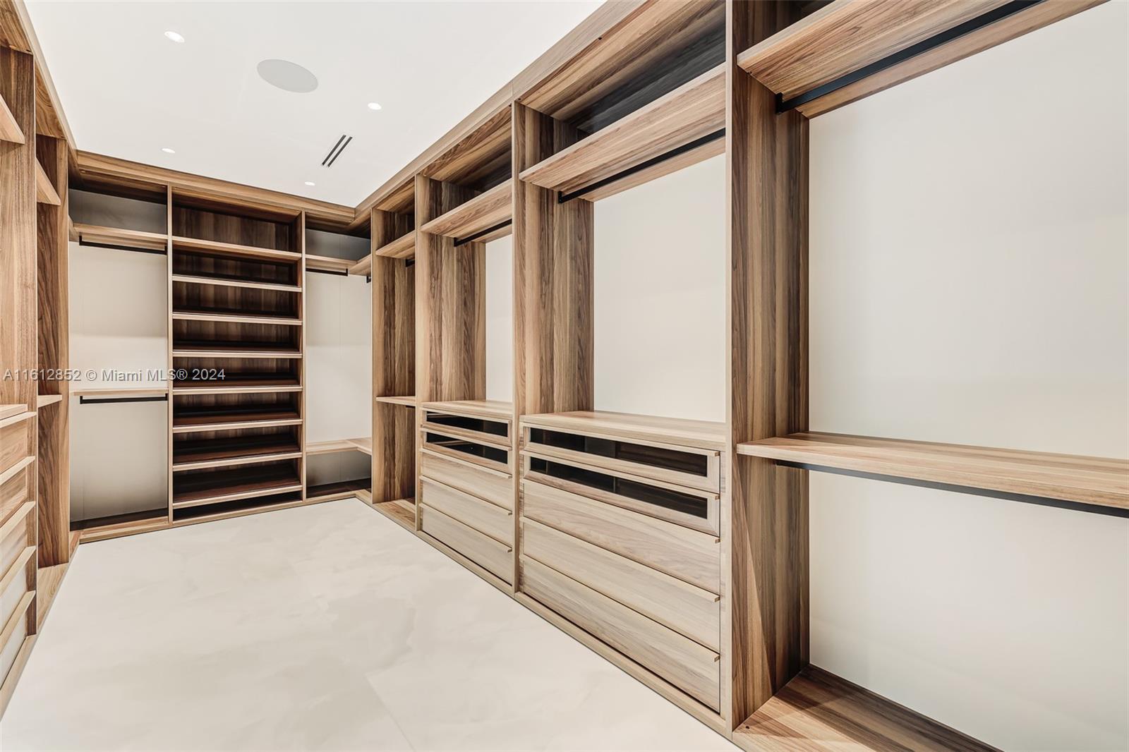 CAMNER GABLES 2ND ADDN - Residential