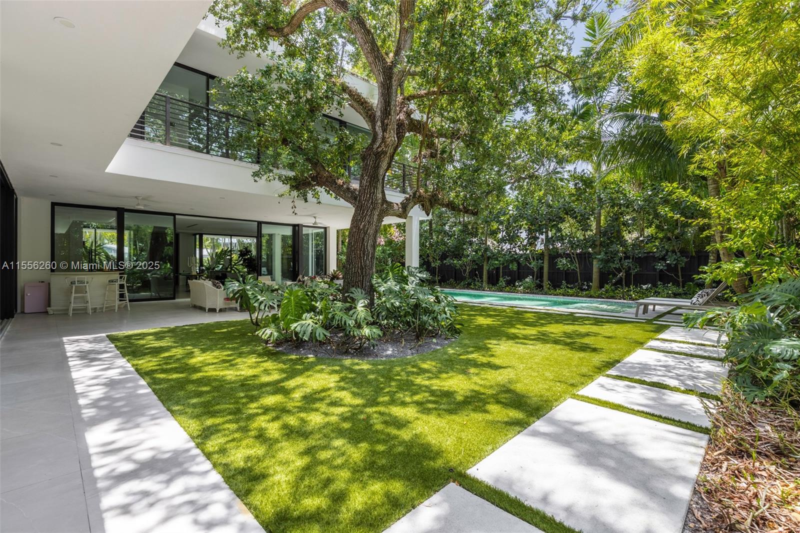 FOUR WAY LODGE ESTATES 1 - Residential