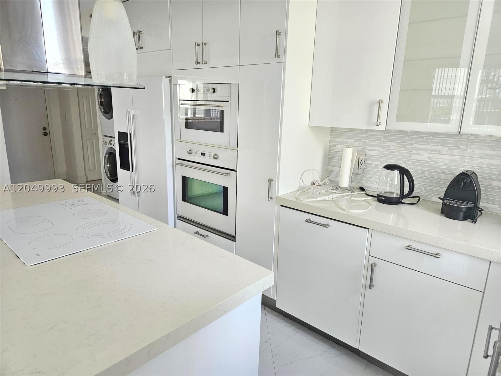 ISOLA CONDO - Residential