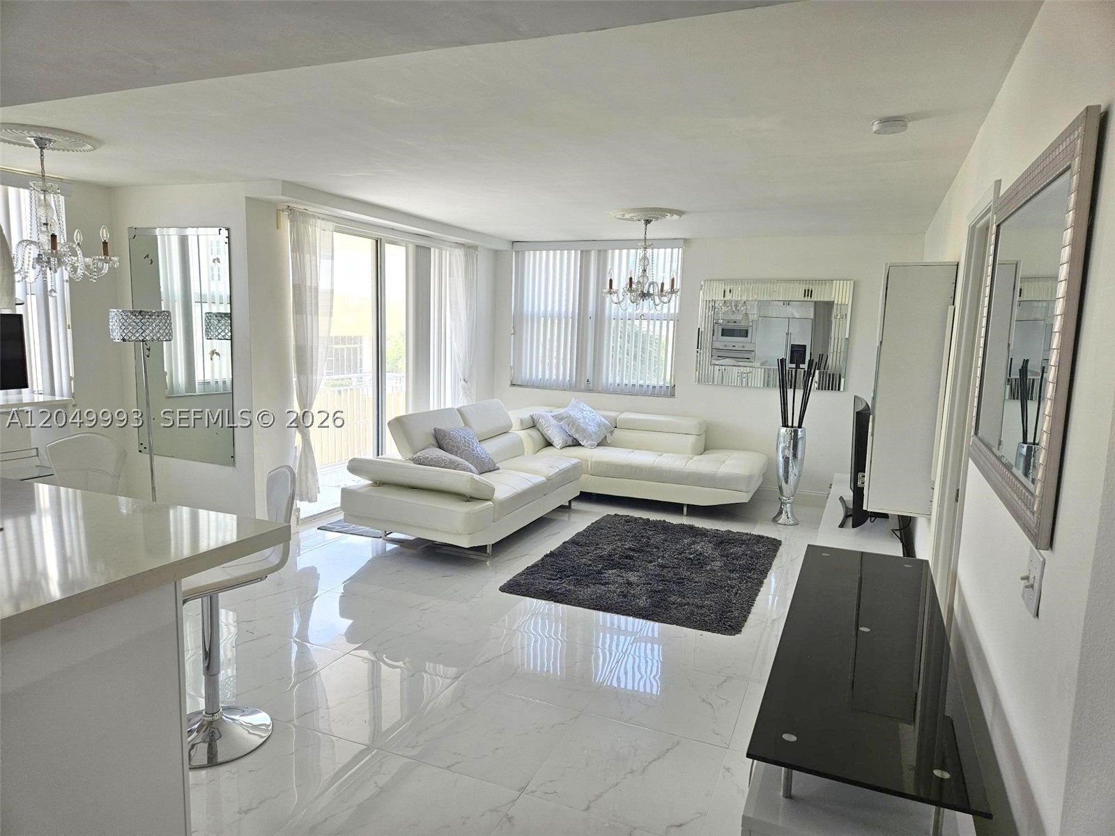ISOLA CONDO - Residential