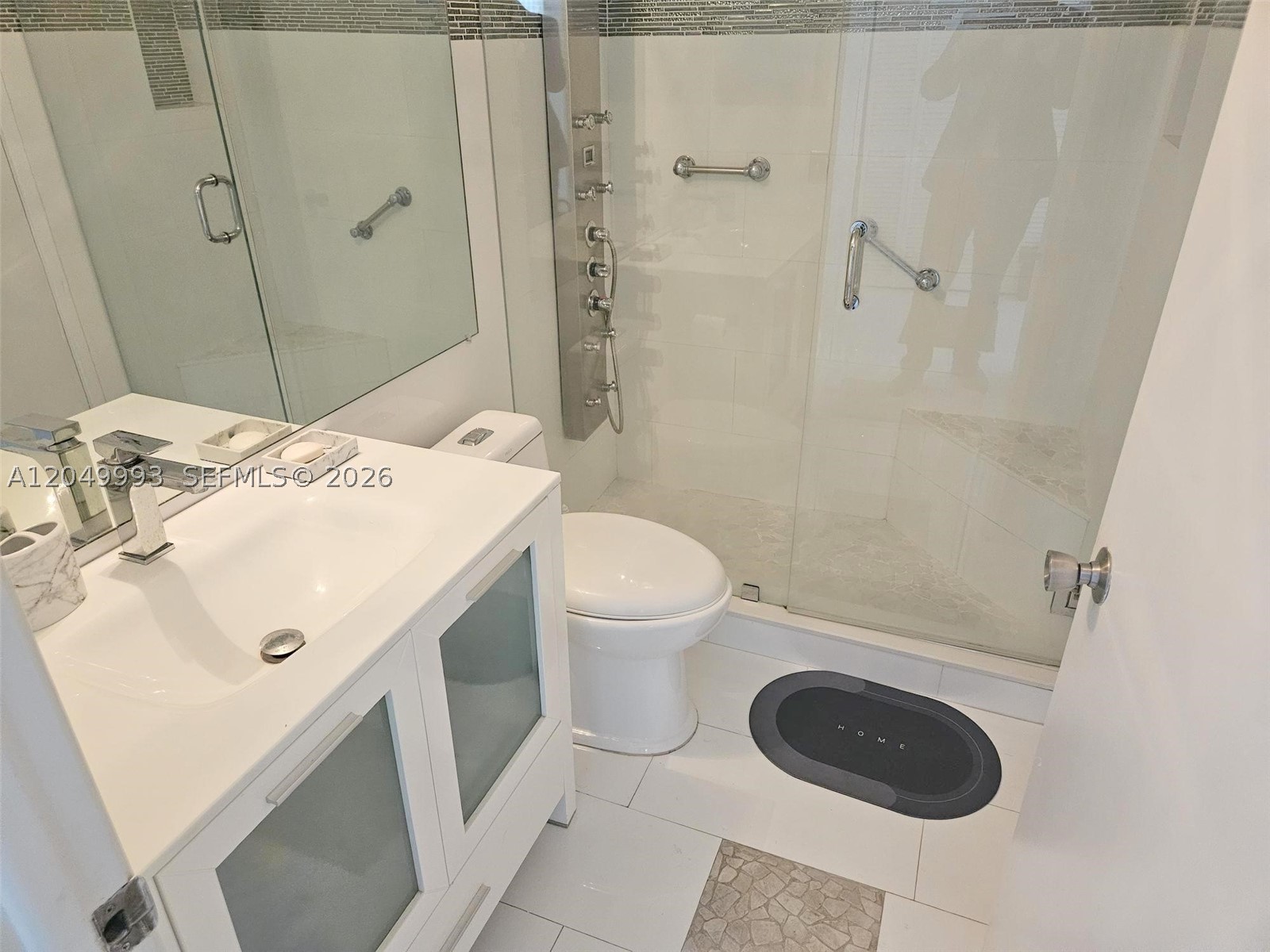 ISOLA CONDO - Residential