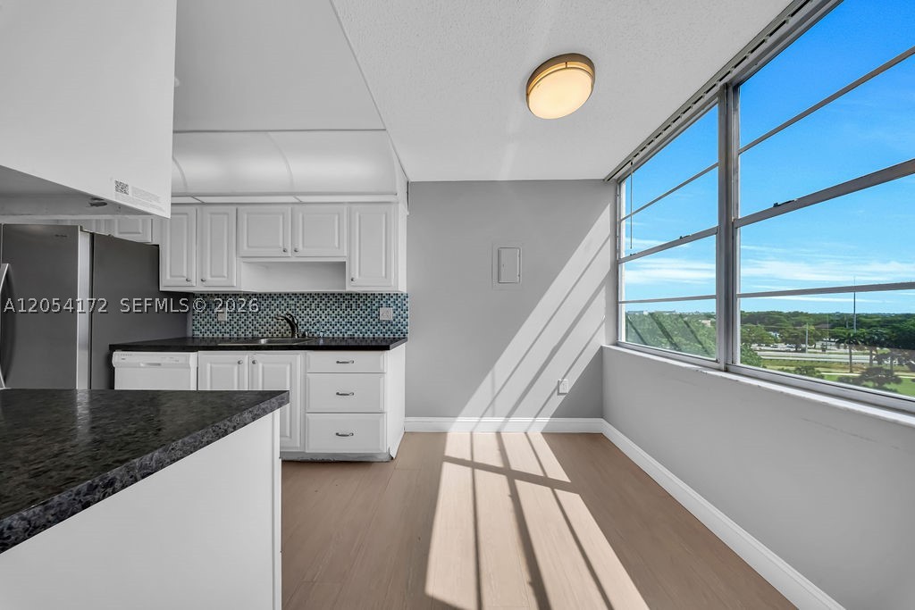 PARK PLACE CONDOMINIUM NO - Residential