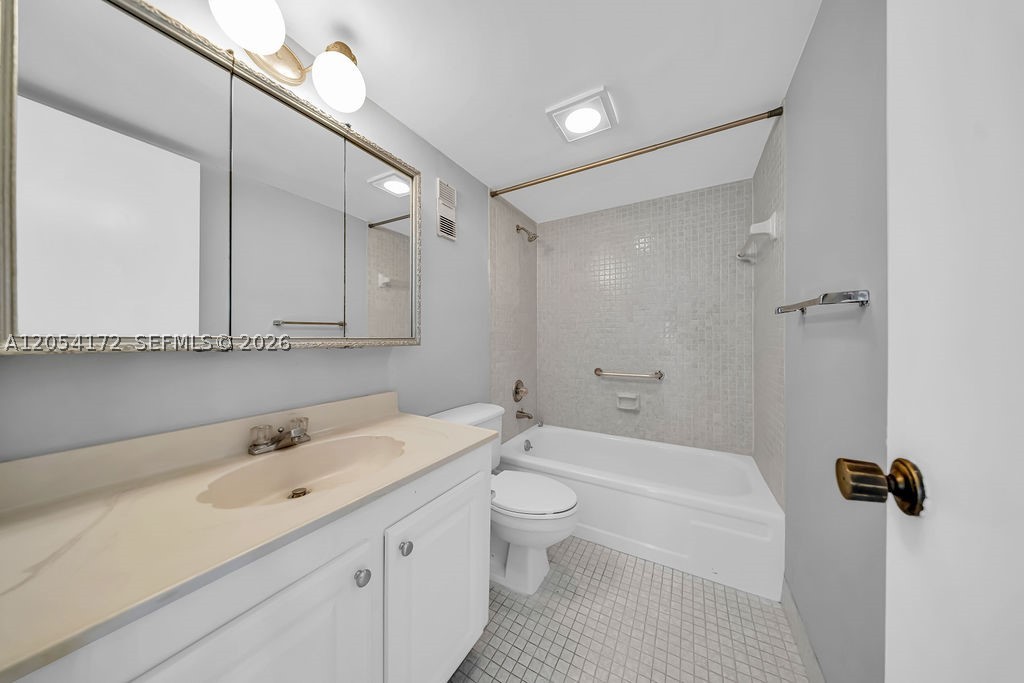PARK PLACE CONDOMINIUM NO - Residential