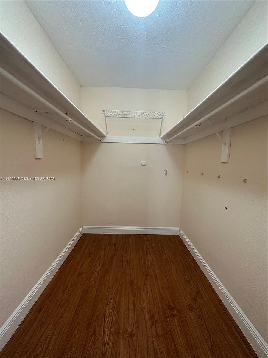 DORAL GARDENS II CONDO - Residential Lease