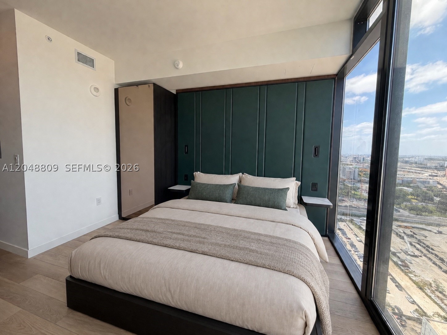 E11even Hotel & Residences - Residential