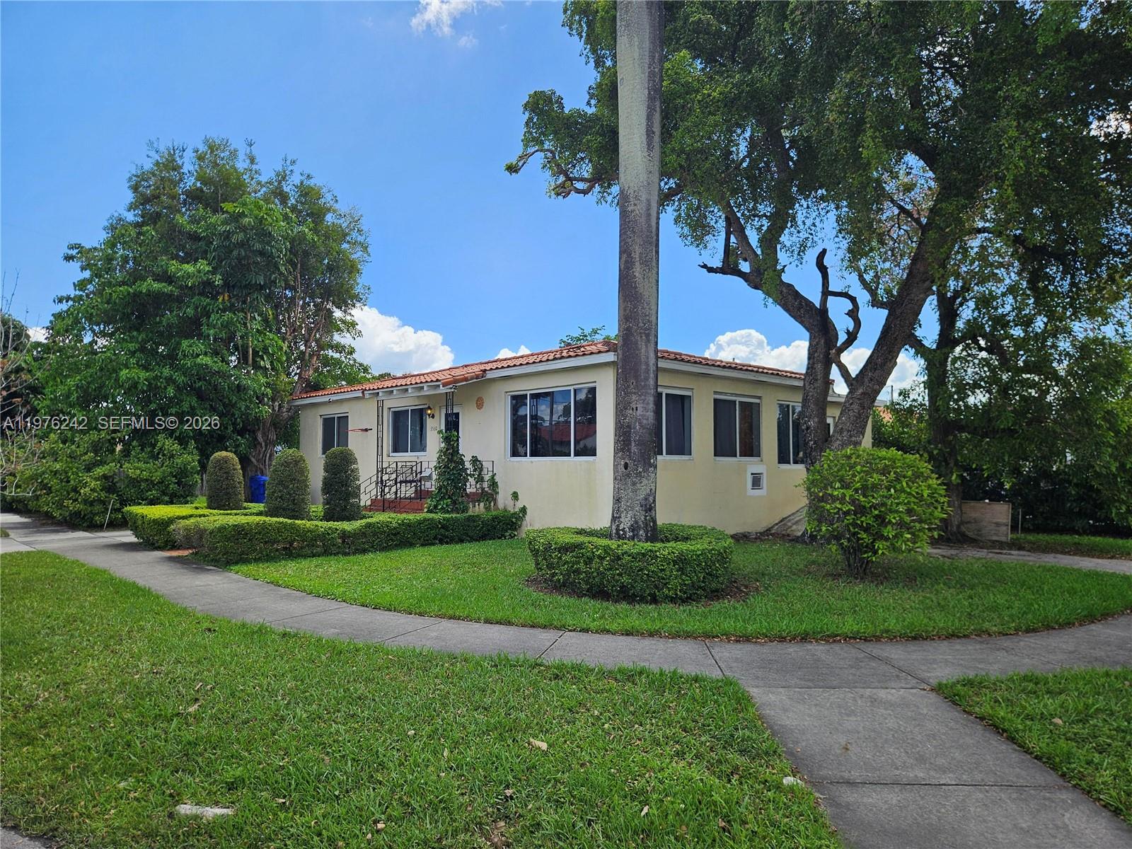 GRAPELAND HEIGHTS SEC 2 - Residential